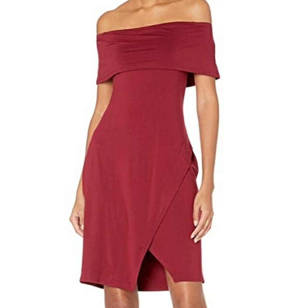 Loveappella Women's Off Shoulder Asymmetrical Wrap
